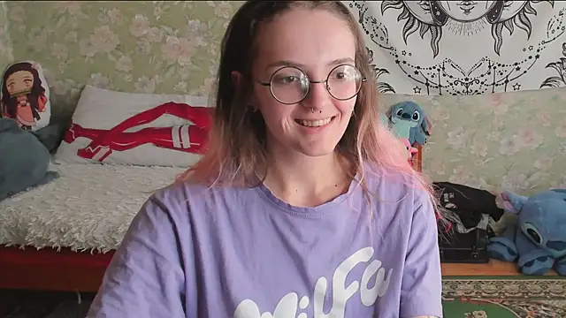 Cutie Adelia online show from May 5, 11:07 am