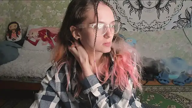 Cutie Adelia online show from May 12, 12:46 pm