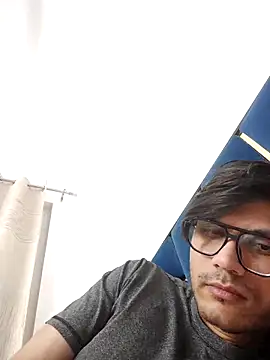 Snapshot of alex78265 chatting on September 11, 4:51 pm alex78265 online show from September 11, 4:51 pm