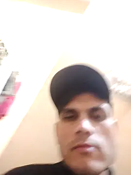 Snapshot of alex78265 chatting on October 7, 11:35 pm alex78265 online show from October 7, 11:35 pm