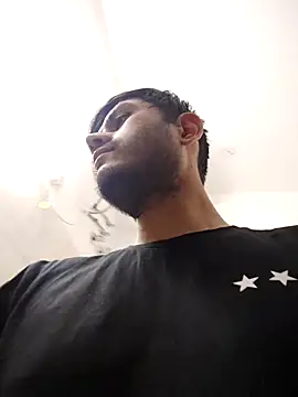 Snapshot of alex78265 chatting on October 23, 9:08 am alex78265 online show from October 23, 9:08 am