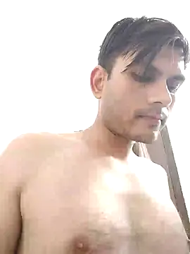 Snapshot of alex78265 chatting on November 6, 10:05 am alex78265 online show from November 6, 10:05 am