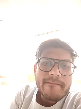 Snapshot of alex78265 chatting on November 17, 1:28 pm alex78265 online show from November 17, 1:28 pm