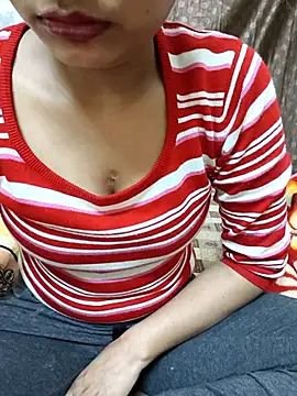 Nupur 69 online show from February 1, 8:40 pm