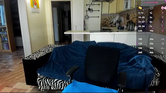 StacyTigerr online show from December 2, 9:47 am