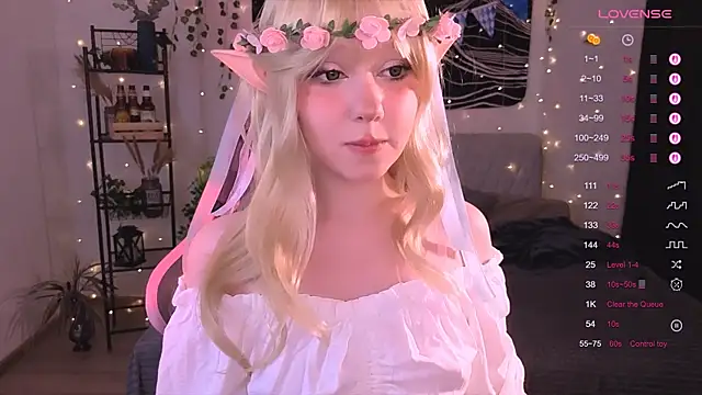 Snapshot of IrmaBell chatting on September 24, 10:13 pm IrmaBell online show from September 24, 10:13 pm