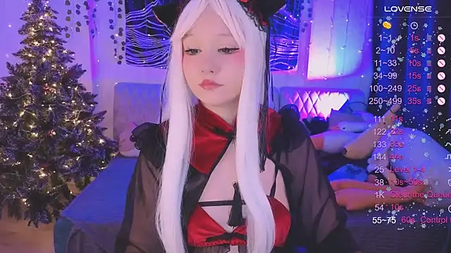 Snapshot of IrmaBell chatting on December 20, 1:02 am IrmaBell online show from December 20, 1:02 am