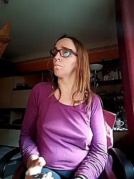 Dettybitch40 online show from November 3, 2:51 pm