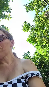 Dettybitch40 online show from June 30, 1:01 pm