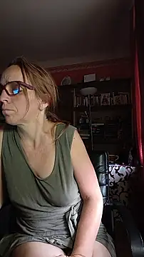Dettybitch40 online show from July 8, 9:36 am