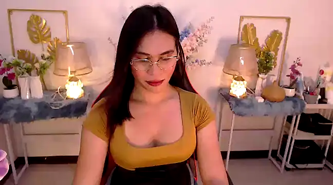 Snapshot of Asian_flabby chatting on March 13, 4:45 pm Asian flabby online show from March 13, 4:45 pm