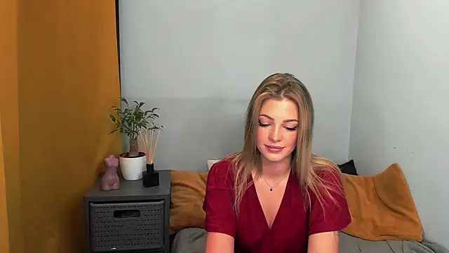 LilyBlondee online show from February 1, 11:54 am