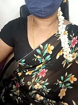 Snapshot of Tamil-hotwife chatting on October 26, 4:13 pm Tamil-hotwife online show from October 26, 4:13 pm