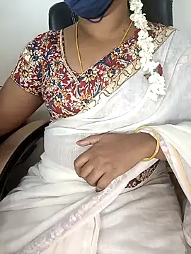 Snapshot of Tamil-hotwife chatting on November 29, 5:05 pm Tamil-hotwife online show from November 29, 5:05 pm