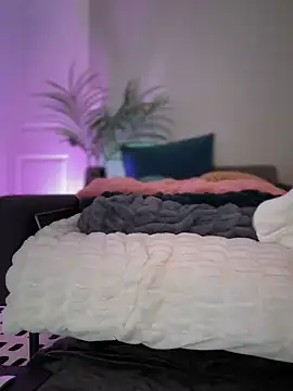 Snapshot of Fiona_Kent_ chatting on December 27, 1:11 am Fiona Kent online show from December 27, 1:11 am