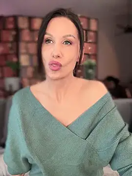 Snapshot of Fiona_Kent_ chatting on January 26, 6:27 pm Fiona Kent online show from January 26, 6:27 pm