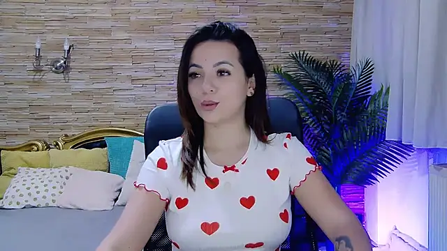 PlayfulElla online show from February 26, 6:15 am