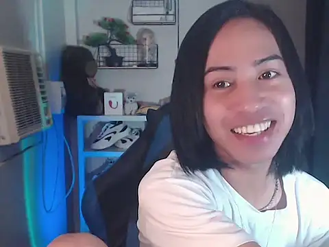 Lemonadexxx online show from November 29, 9:45 am