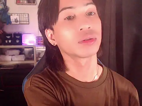 Snapshot of Lemonadexxx chatting on June 6, 6:29 am Lemonadexxx online show from June 6, 6:29 am