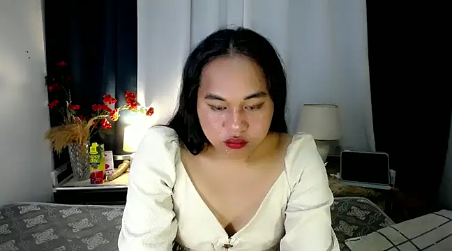 bettina love online show from December 9, 2:17 pm