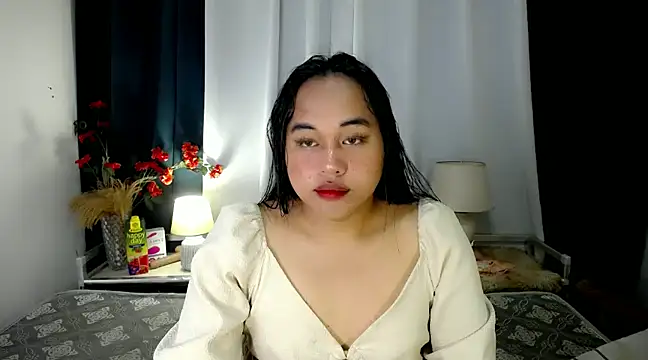 bettina love online show from December 14, 11:29 am