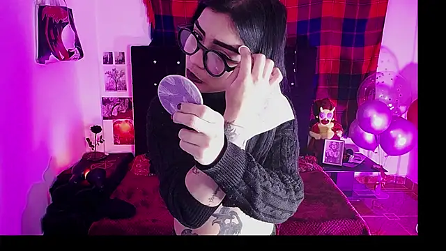 Snapshot of Ardat_Lili69 chatting on June 16, 2:47 am Ardat Lili69 online show from June 16, 2:47 am