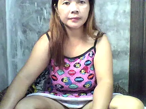 Snapshot of big_tits24 chatting on December 16, 12:26 am big tits24 online show from December 16, 12:26 am