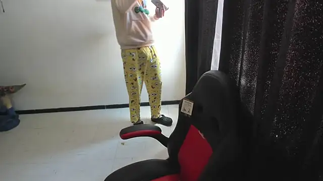 Snapshot of Jeff_Walton@xh chatting on December 15, 4:44 pm Jeff Waltonxh online show from December 15, 4:44 pm