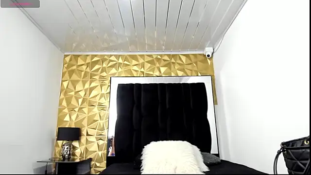 Snapshot of karlyn_angels chatting on March 9, 6:32 pm karlyn angels online show from March 9, 6:32 pm
