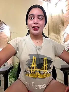 Snapshot of HotstuffCherrySummer chatting on October 17, 8:06 am HotstuffCherrySummer online show from October 17, 8:06 am