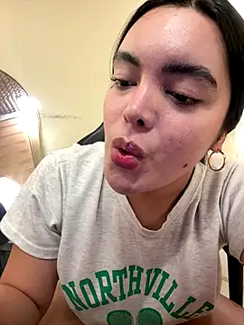 Snapshot of HotstuffCherrySummer chatting on October 28, 8:07 am HotstuffCherrySummer online show from October 28, 8:07 am