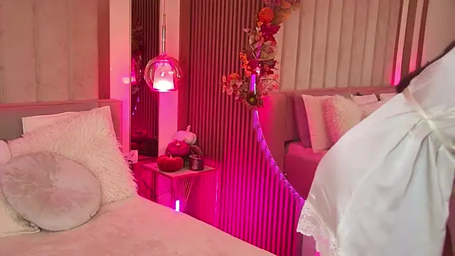 kaya b online show from January 28, 9:19 pm