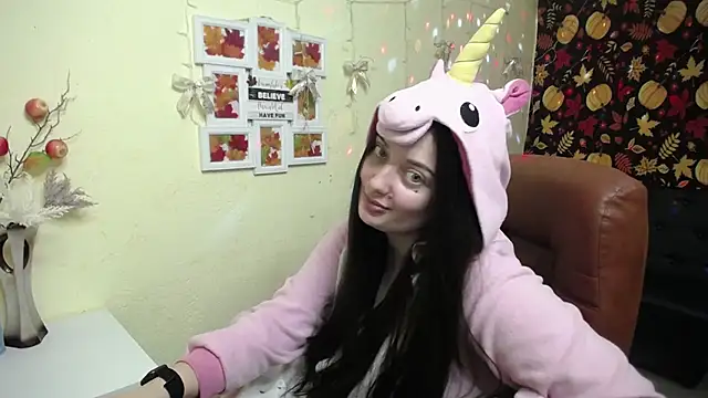 MilanaPrice online show from December 1, 7:19 pm