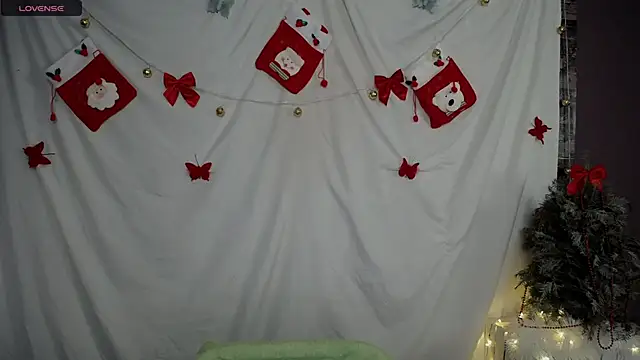 MaryEm976 online show from December 22, 9:00 am