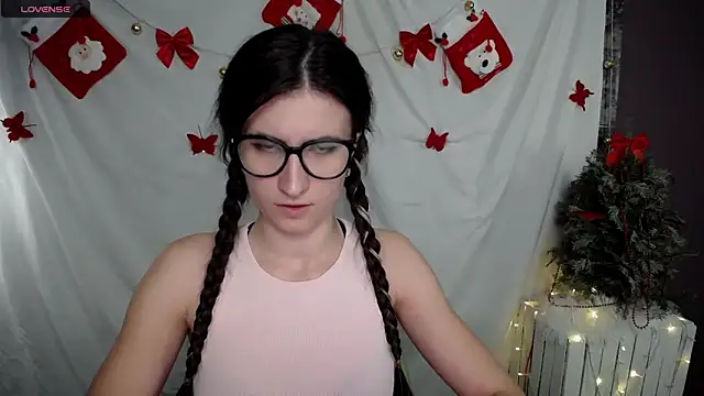 MaryEm976 online show from December 23, 9:05 am