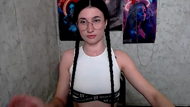 MaryEm976 online show from April 10, 5:34 am