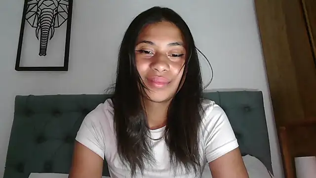 dark enchantress  online show from October 16, 5:19 am