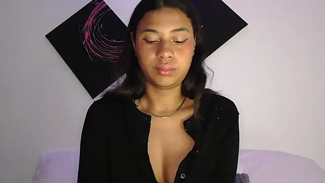 dark enchantress  online show from October 25, 10:04 pm