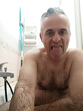 pussylove39 online show from September 28, 9:42 pm