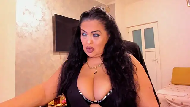 Brendaxx1 online show from October 5, 8:29 pm