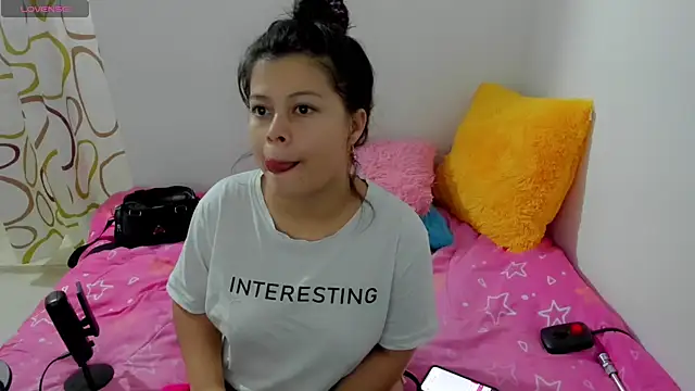 Snapshot of sweetnia chatting on December 27, 9:43 pm sweetnia online show from December 27, 9:43 pm