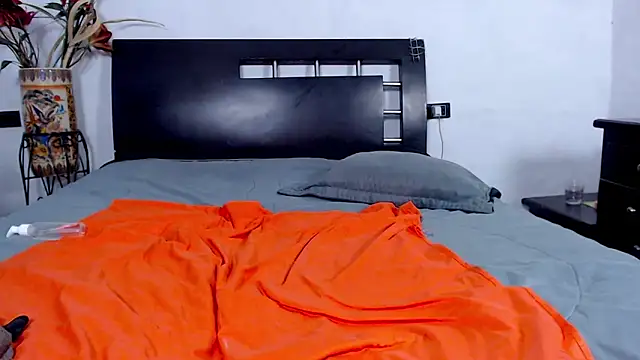 AikoTailor online show from December 20, 1:18 pm