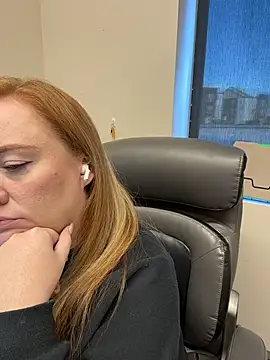 cinnatitties online show from January 8, 4:31 pm