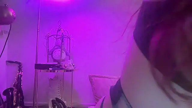 crystalsbaby online show from November 10, 8:30 pm