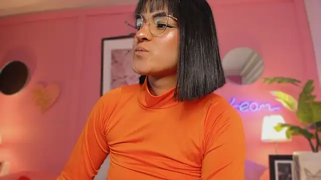 SoySaraa online show from March 21, 8:19 am