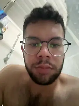 mstfoly online show from April 21, 9:06 pm