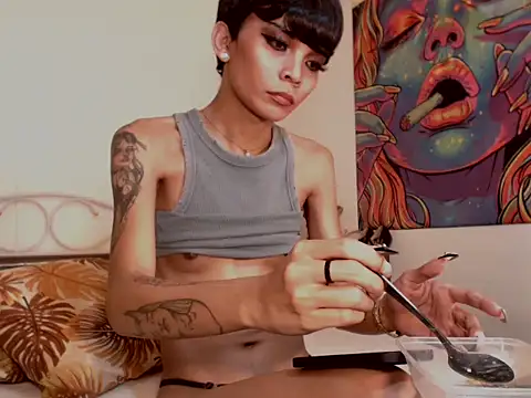 juicyCOCKeva online show from October 23, 11:24 pm