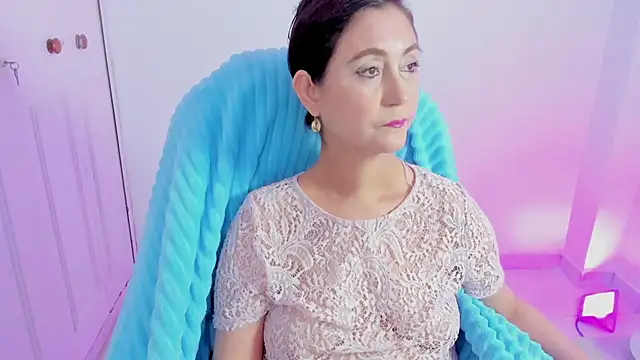 Snapshot of danielahot66 chatting on November 19, 5:40 am danielahot66 online show from November 19, 5:40 am