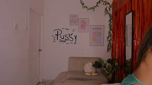 hornyprincess   online show from October 30, 6:08 pm