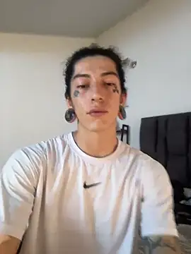 tommylongxx online show from November 13, 5:34 pm